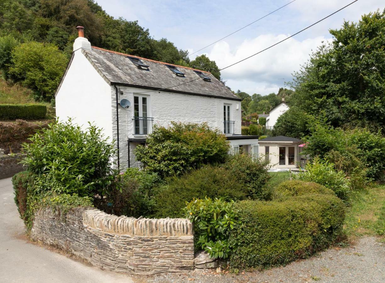A Superb Bijou Retreat With Jacuzzi Near An Excellent Village Pub Yelverton Kültér fotó